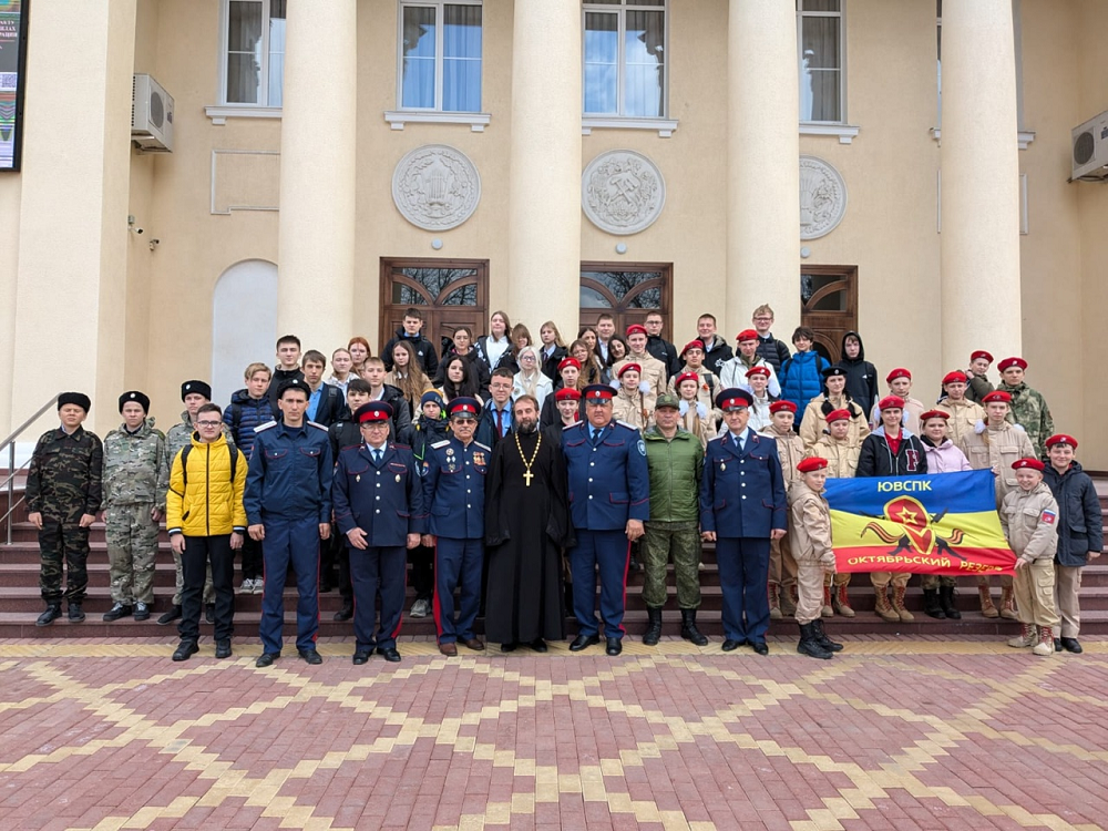    Фото из архива Центра патриотического воспитания ЮВСПК "Октябрьский резерв". Марина Ецкова