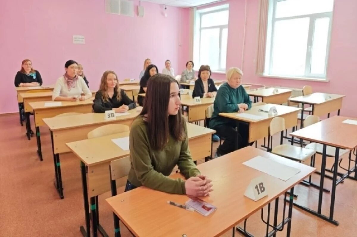    Сдавшим ЕГЭ на 100 баллов выпускникам заплатят 100 тысяч рублей на Камчатке