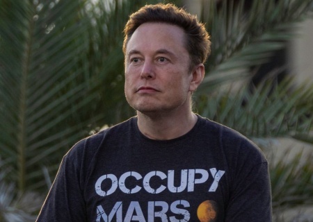    Трамп допустил депортацию Маска