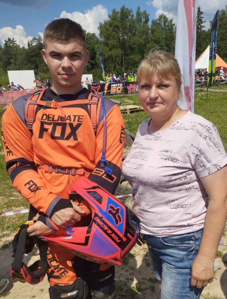 С мамой до травмы