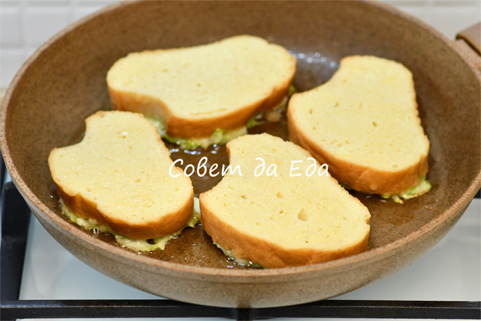 Гренки, которые вас точно удивят способом приготовления и вкусом (4 варианта)
