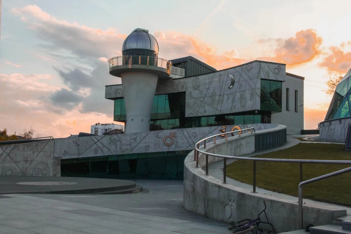    В ярославском планетарии подготовили фильма «Динозавры. История выживших»