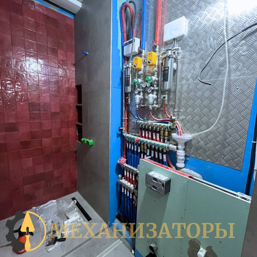 На фото: черновые, инженерные и плиточные работы от «Механизаторов»