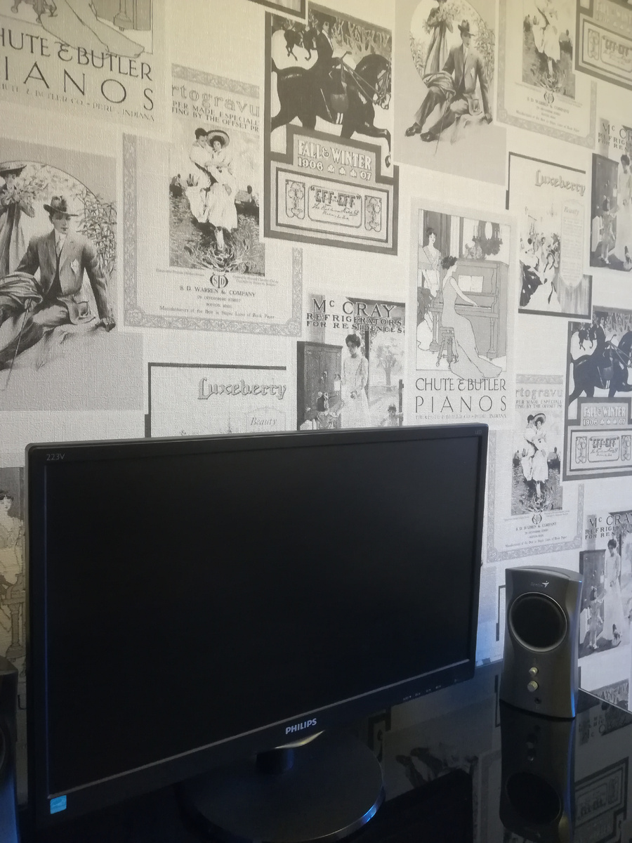 Вот они, обои-вдохновители. 