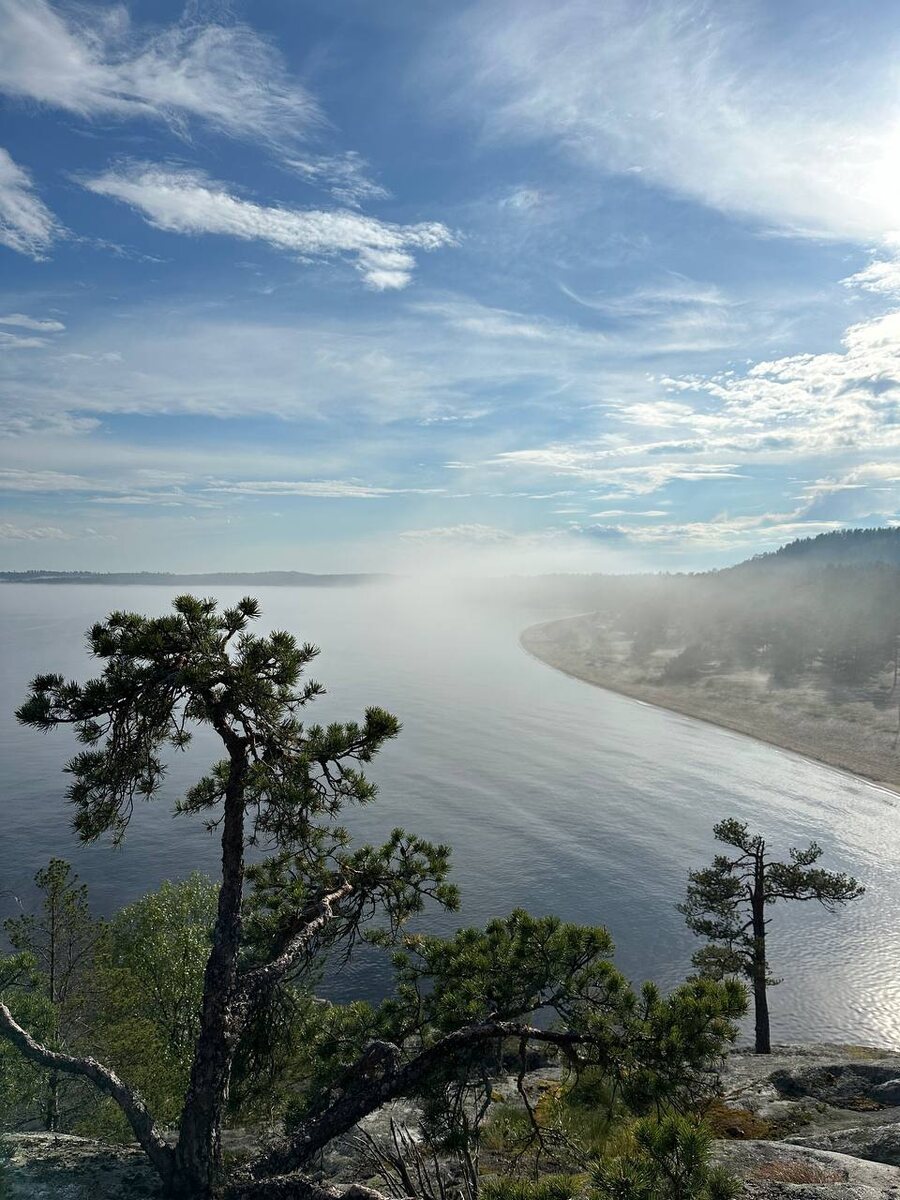 Вид со скалы Хийси