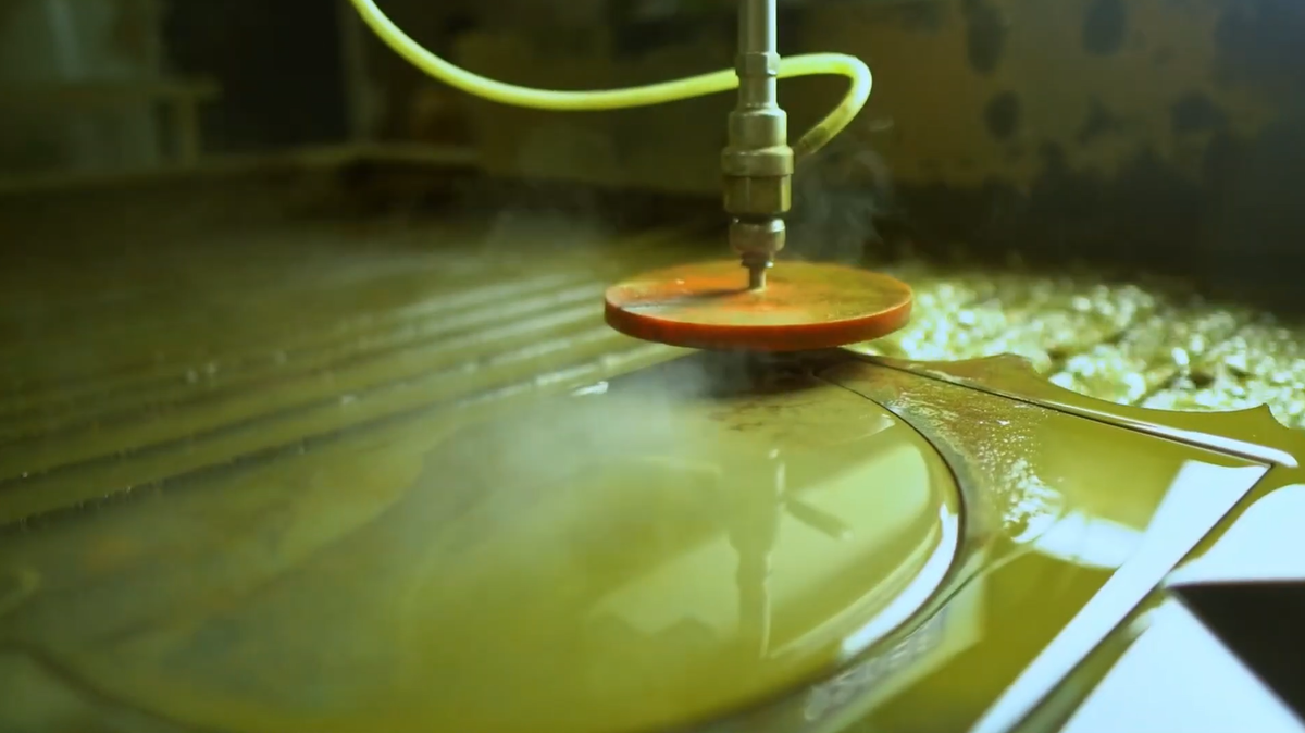 Гидроабразивная резка в Санкт-Петербурге