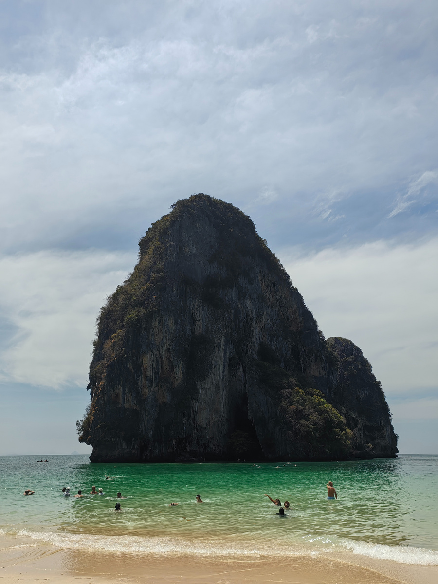 Phra Nang beach