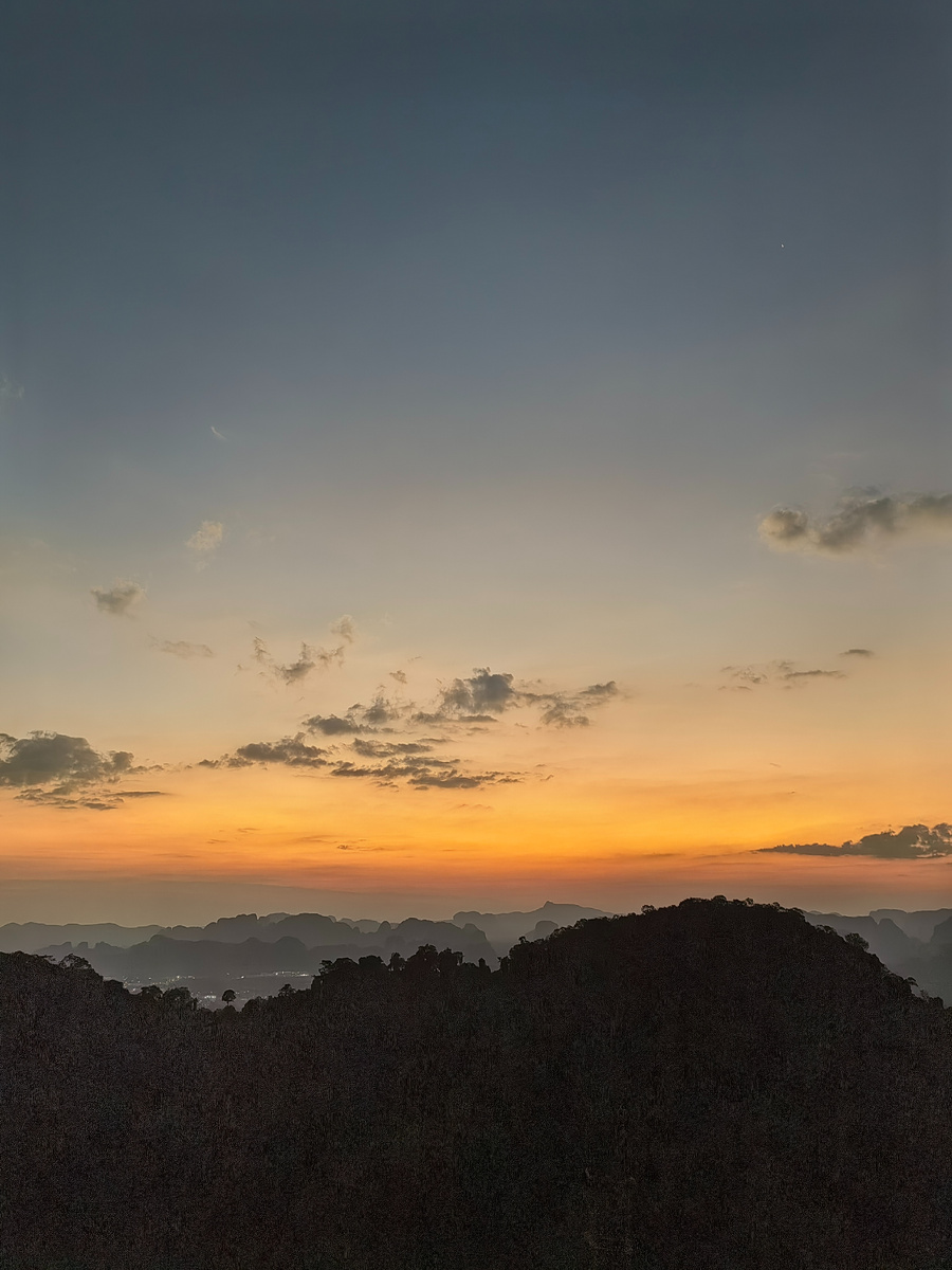 Смотровая "Пещера тигра"