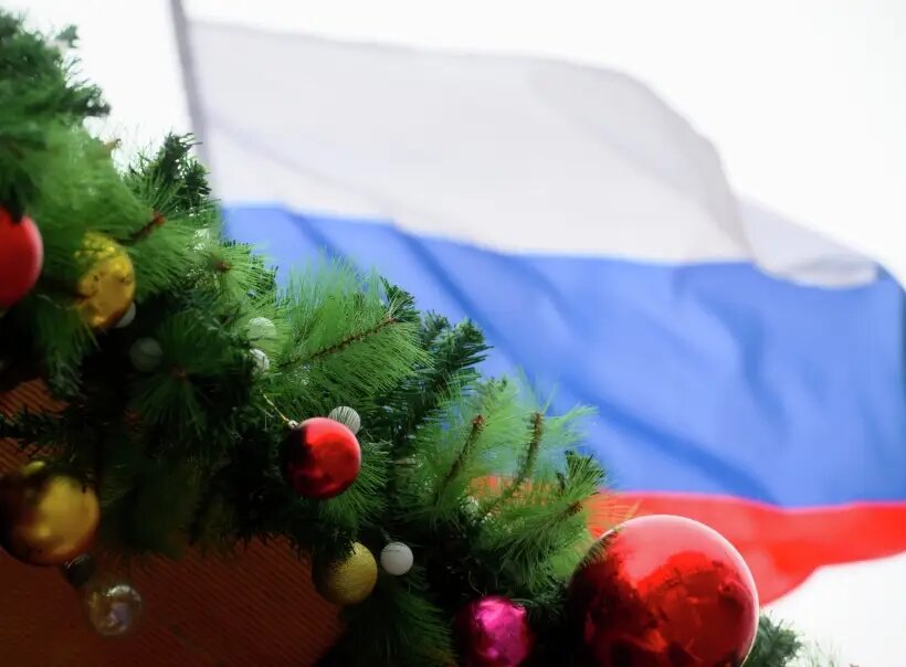  Самые длинные праздничные выходные в России в следующем году традиционно выпадают на январь   © РИА Новости. Максим Богодвид