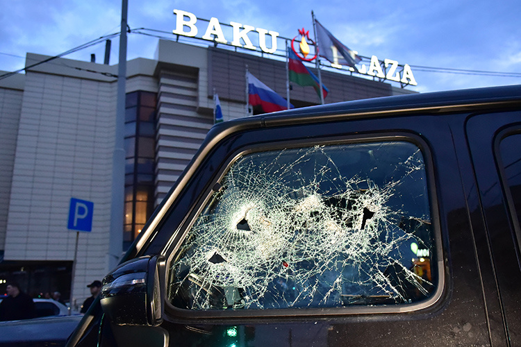    Также из-за инцидента с екатеринбургскими рейдами власти Азербайджана отменили все культурные мероприятия, связанные с Россией.   
Фото: © Razmik Zackaryan / URA.RU / www.globallookpress.com