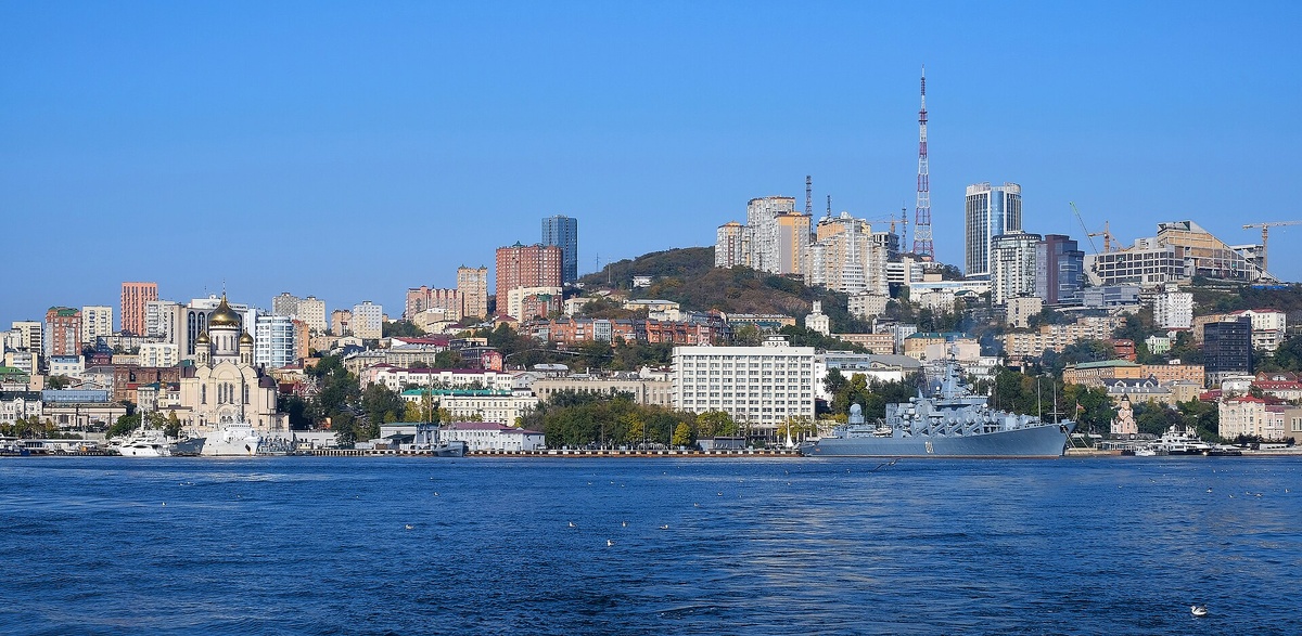 Владивосток: вход в бухту Золотой Рог