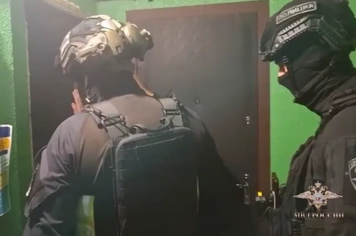    В Ленобласти накрыли центр техподдержки телефонных аферистов со всей России