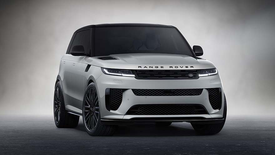    На фото: Range Rover Sport SV
