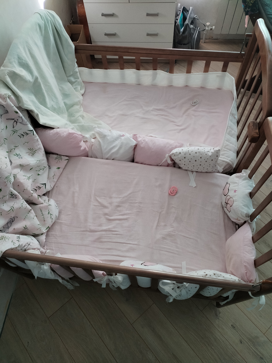 Вот таким образом объединили кровати