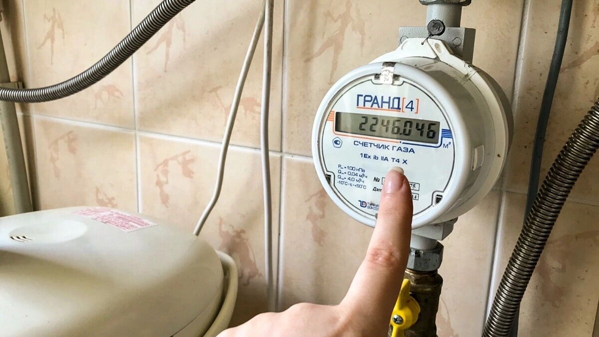 Каждый месяц среднестатистическая российская семья, не считая москвичей, отдает коммунальщикам около 10 тыс. рублей. Фото: 1MI