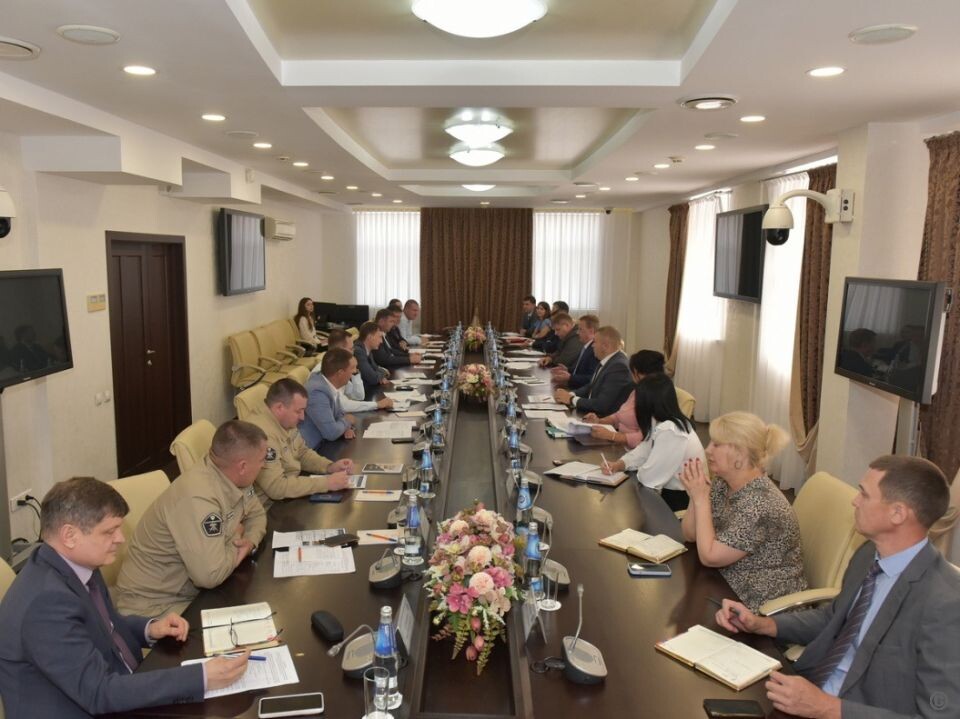    Обсуждение реализации проекта в администрации Барнаула. Источник: barnaul.org