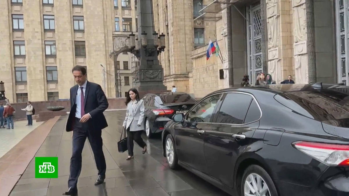    Главу и    шеф-редактора    «Sputnik Азербайджан» арестовали в Баку на четыре месяца