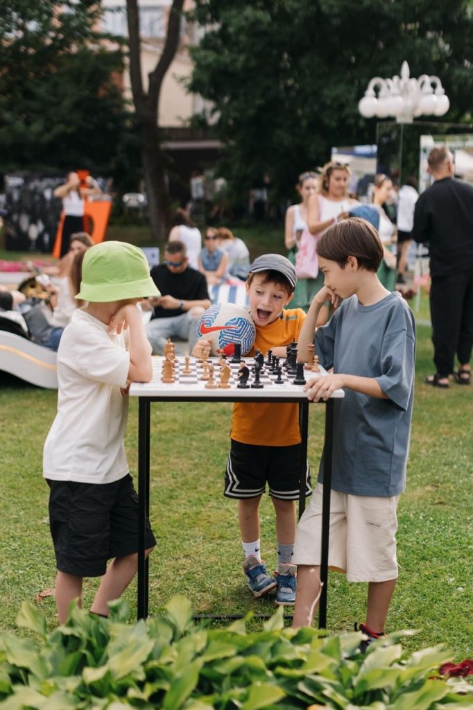 Листайте вправо, чтобы увидеть больше изображений