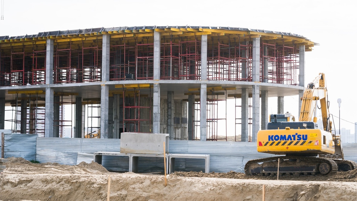    Для долгостроев Югры найдут новых подрядчиков