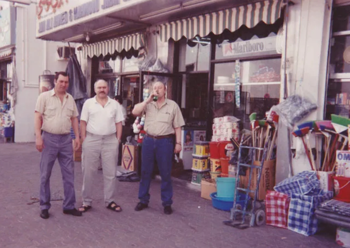 Слева направо: оператор Валерий Суглобов, ст. оператор Жорж Исканян, ст. инженер Валерий Саенко.