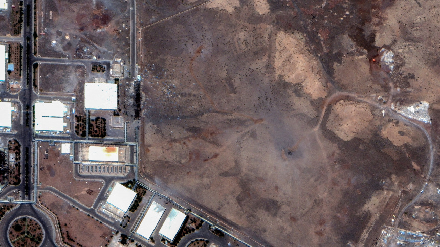    Фото: Reuters/MAXAR TECHNOLOGIES; 5-tv.ru