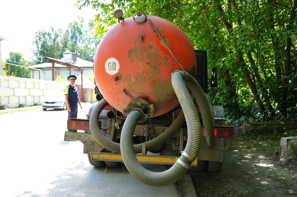    Более 3,2 тыс. засоров устранили в канализациях Нижнего Новгорода