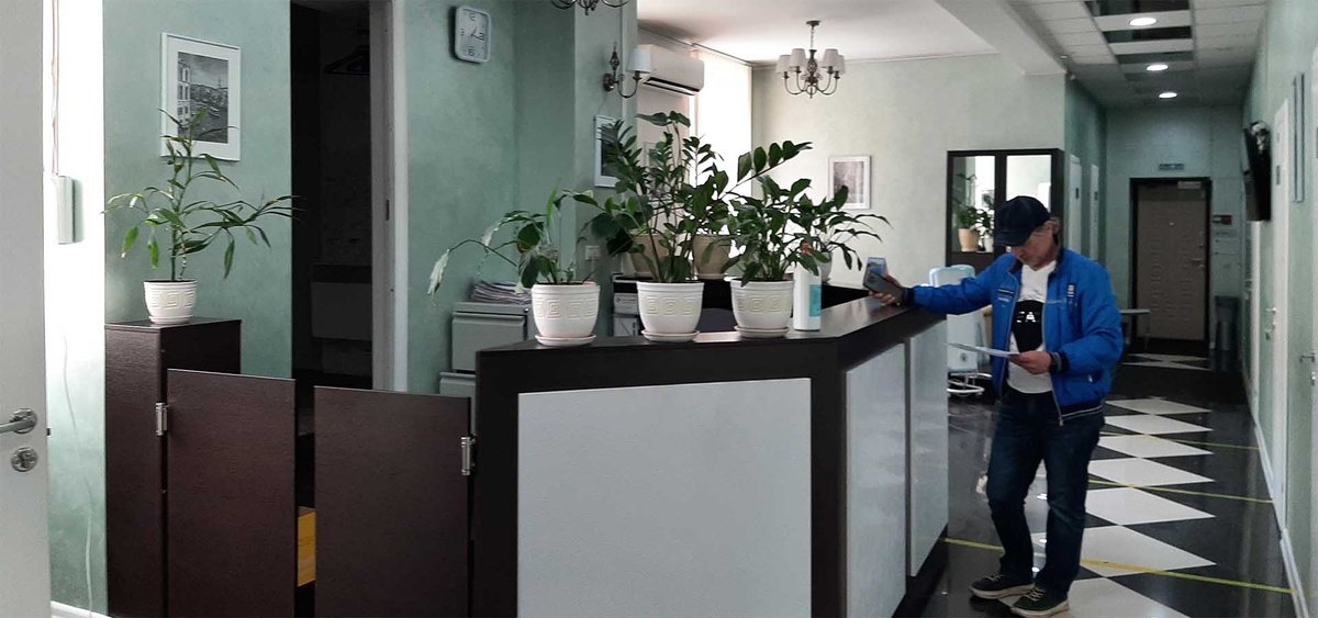 Рецепция в АКЦ "Помощь".