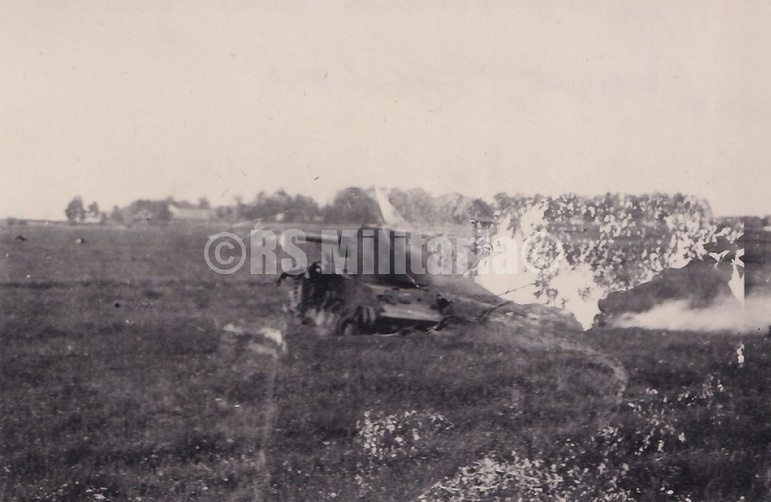 Танк КВ-2 выпуска июля - августа 1940 года из 2-й танковой дивизии