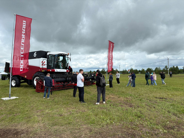    Ростсельмаш принял участие во Всероссийском Сабантуе в Вятских Полянах
