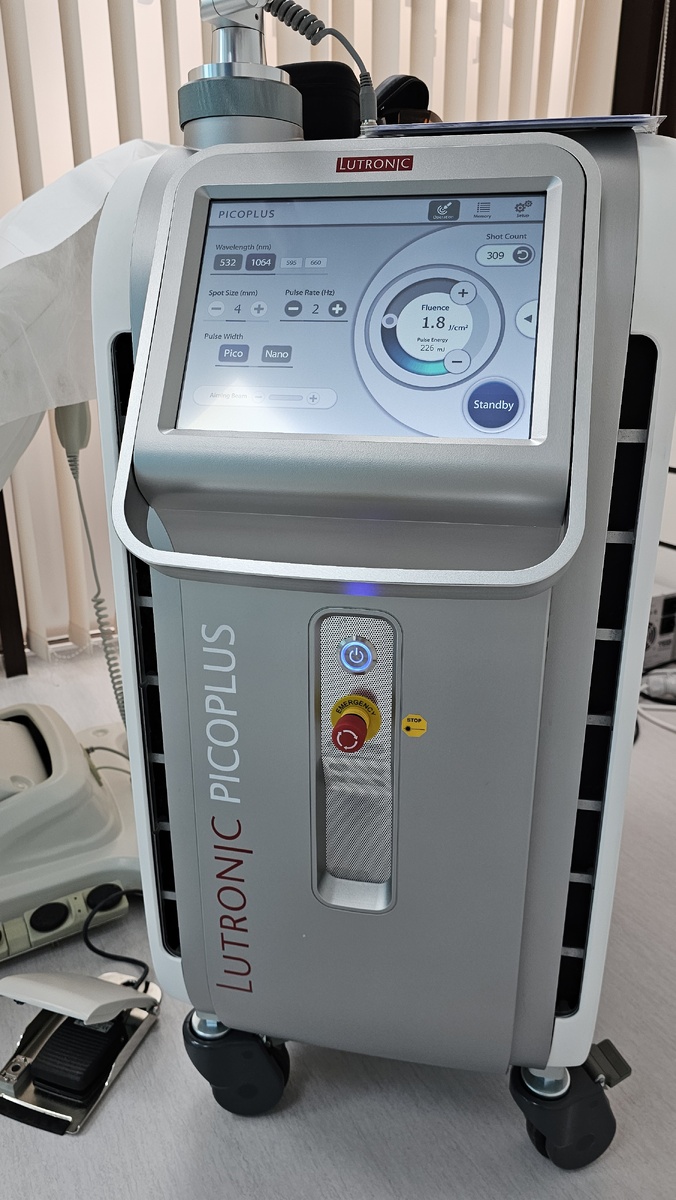 аппарат пикосекундного лазера