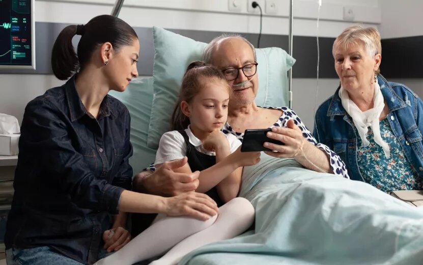    Тихий крик души: как вовремя распознать эмоциональное выгорание при уходе за пожилыми родителями и не сломаться