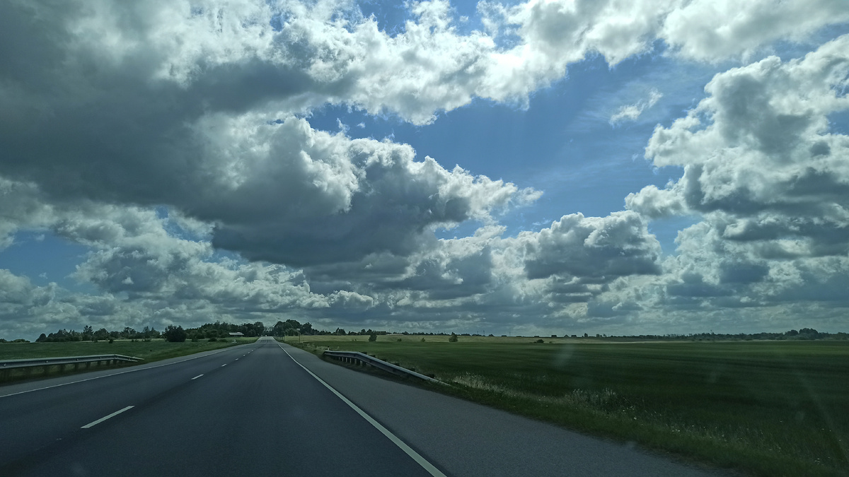 По дороге в Краснолесье, здесь и далее все фото автора