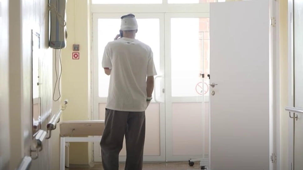 Один из пострадавших в больнице Ижевска.📷Фото: Андрей Шуткин, Telegram