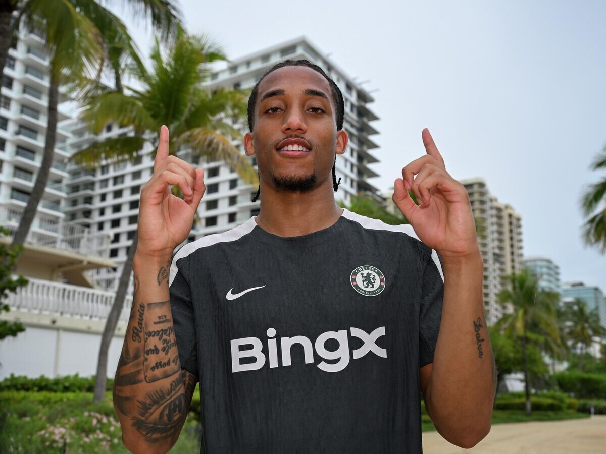    Футболист "Челси" Жоао Педро© Getty Images / Darren Walsh