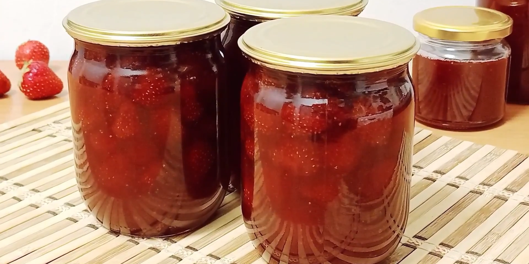 Секреты идеальных заготовок на зиму: 3 рецепта варенья и желе, которые получатся у каждого!