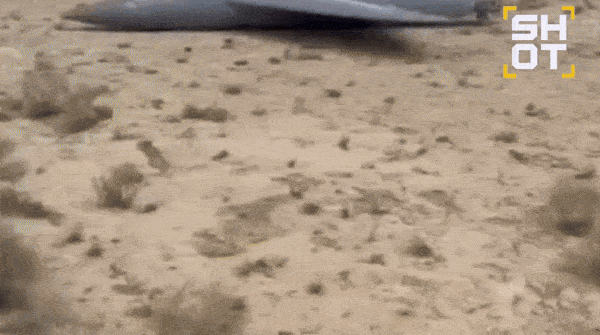 Британский беспилотник Banshee Jet 80, стоящий на вооружении ВСУ, упал в Каракиянском районе Мангистауской области, Казахстан. Видео: ТГ-канал "Неофициальный Безсонов"