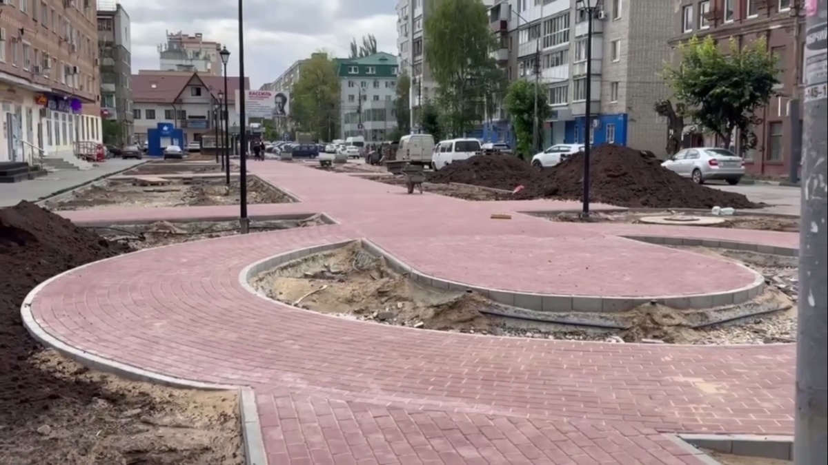    В Энгельсе в июле откроют сквер с плиткой и фонарями по федеральному проектуНовости Саратова и области – Сетевое издание «Репортер64»