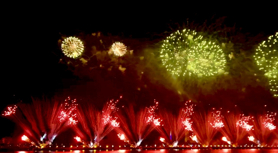 Алые паруса 2025. Салют