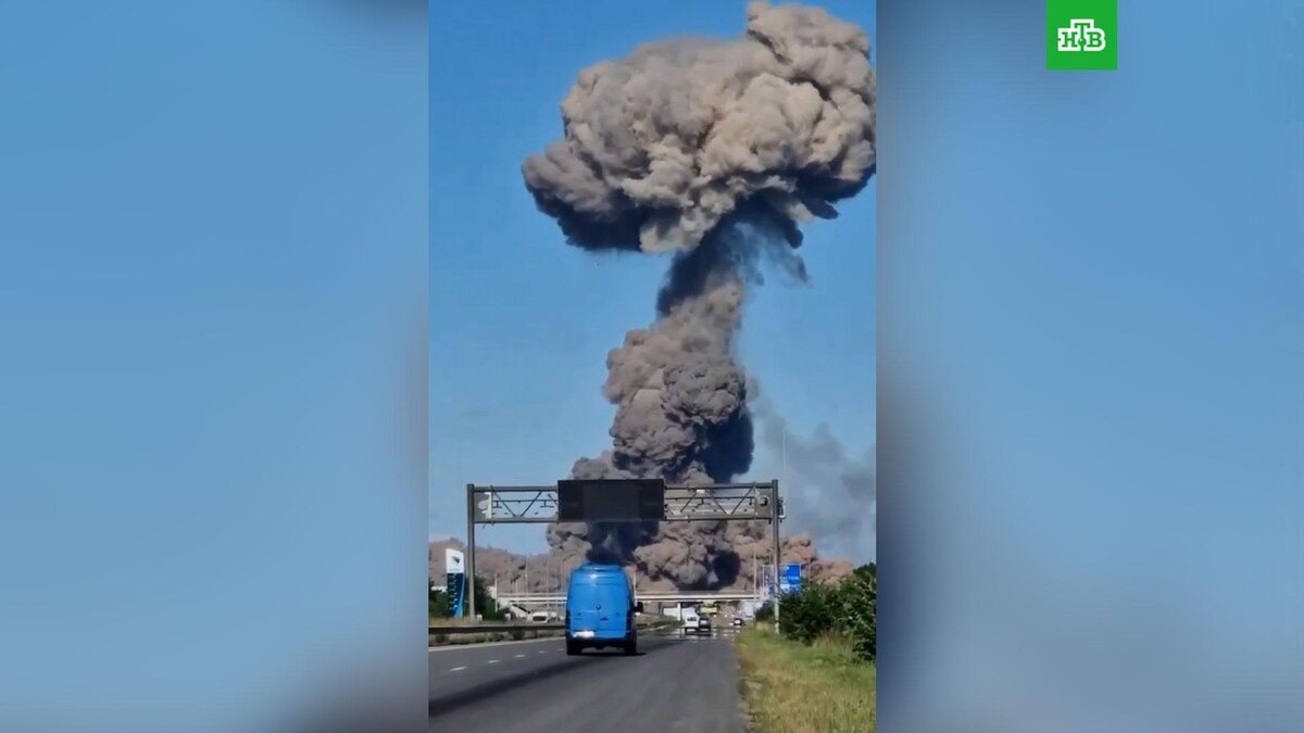    Над Житомиром после взрыва поднялось грибовидное облако