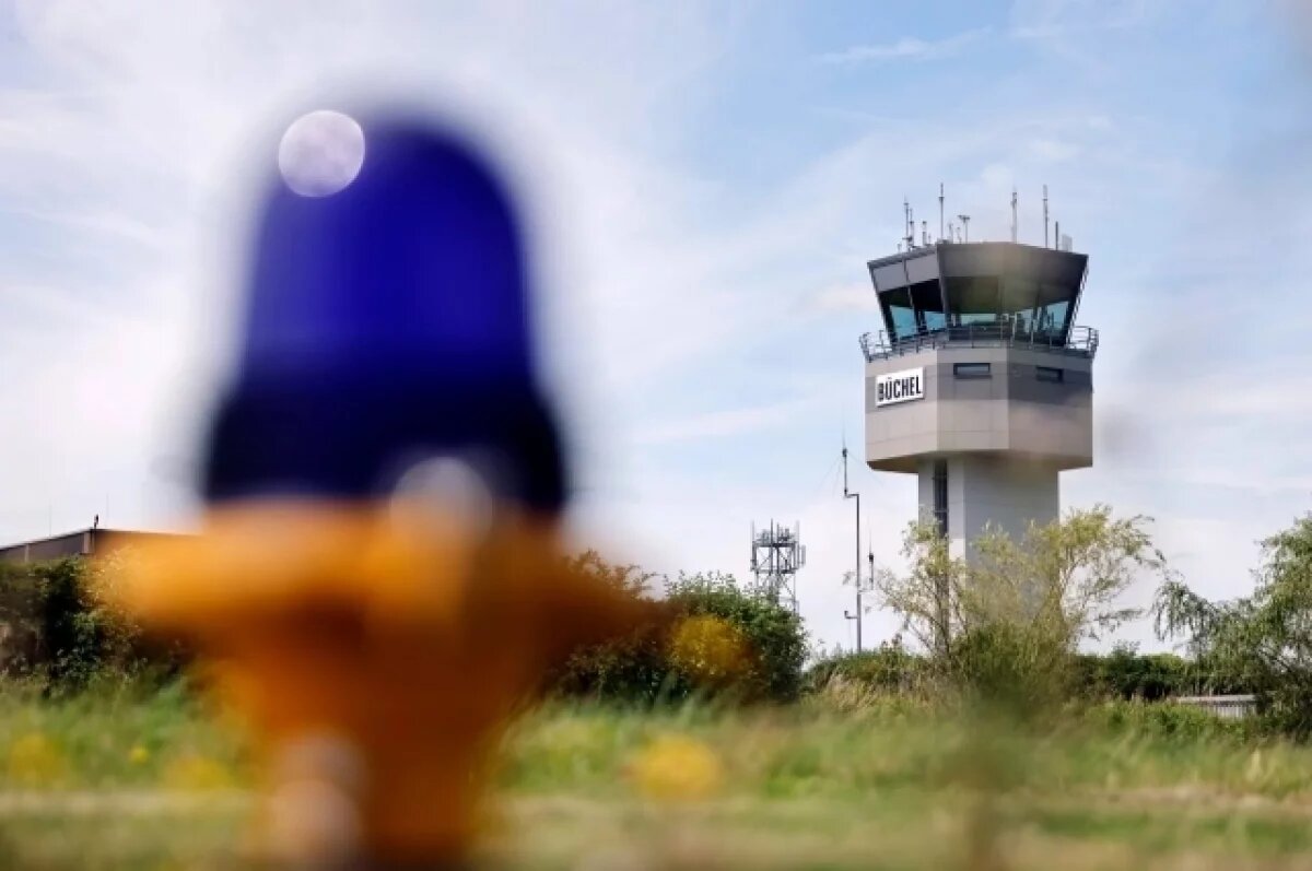    ФРГ потратит около 2 млрд евро на ремонт аэродрома НАТО