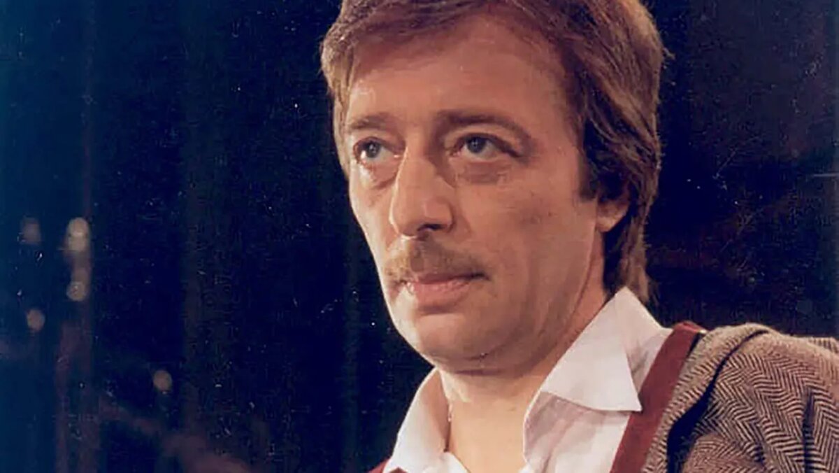   Московский драматический театр «Сфера»- Актер театра и кино Алексей Новицкий