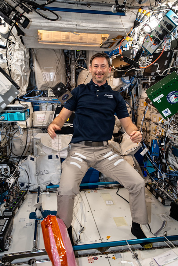 Славош Узнаньски на МКС. Фото: nasa.blog.com