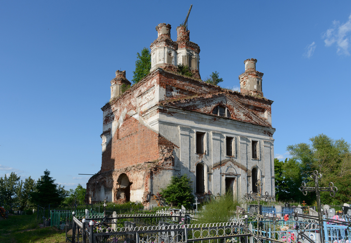 Успенский храма в Бежицах. Фото автора. Июнь 2023 года.