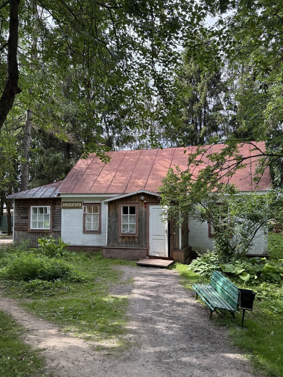 Восстановленый домик где А. Чехов вел врачебные приемы