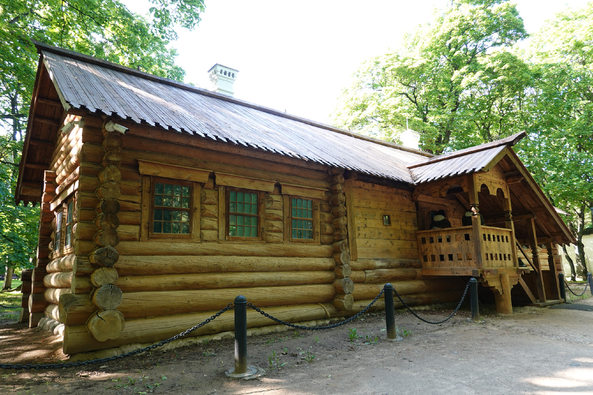 Домик Петра в Коломенском