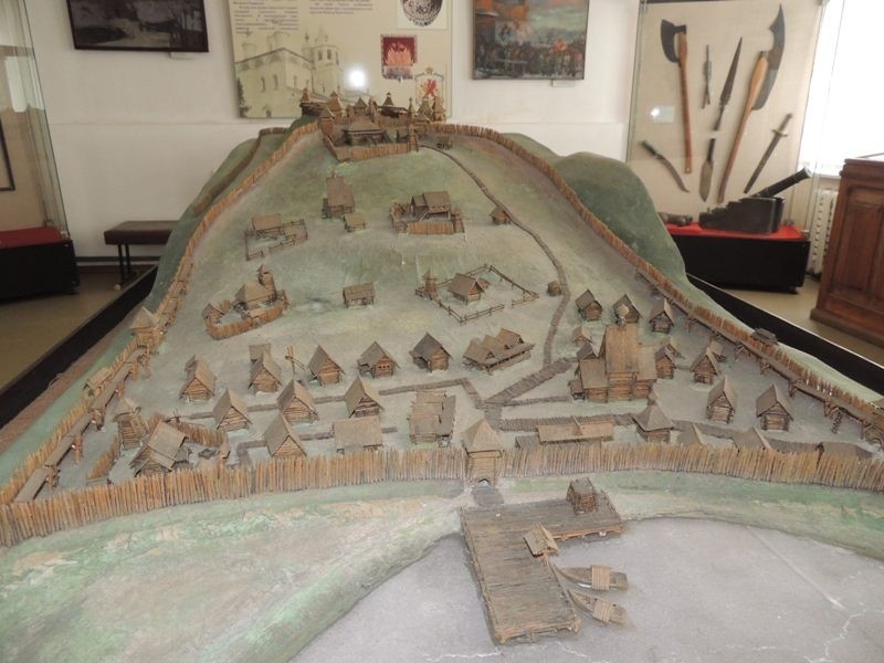 Макет средневекового Галича из краеведческого музея. Увы, до сих пор сам я там не побывал.