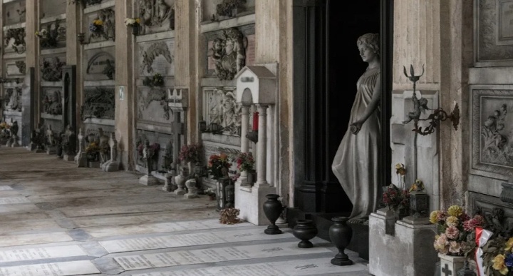 Кладбище Стальено.