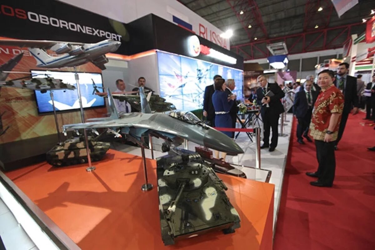    Трамп исключил ряд предприятий РФ из связанного с Сирией списка санкций