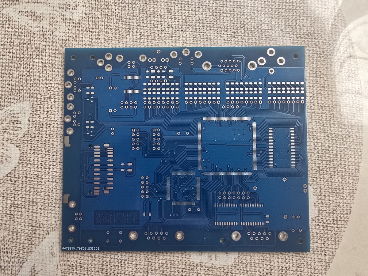 Плата компьютера Speccy 2010,