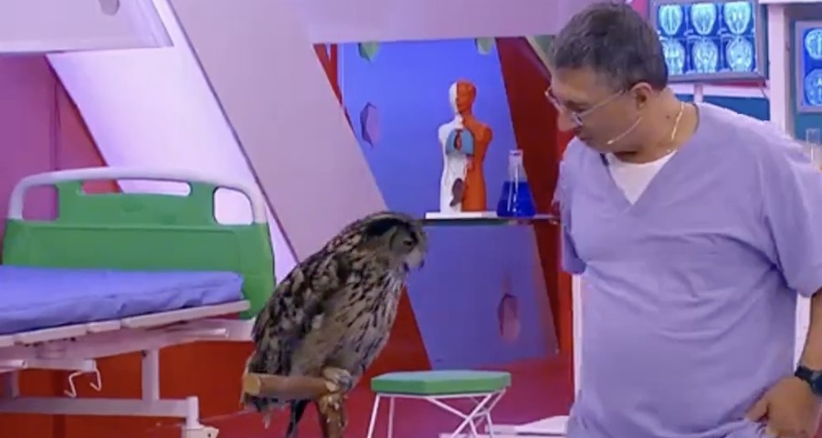 Доктор Мясников во время съемок программы "О самом главном"